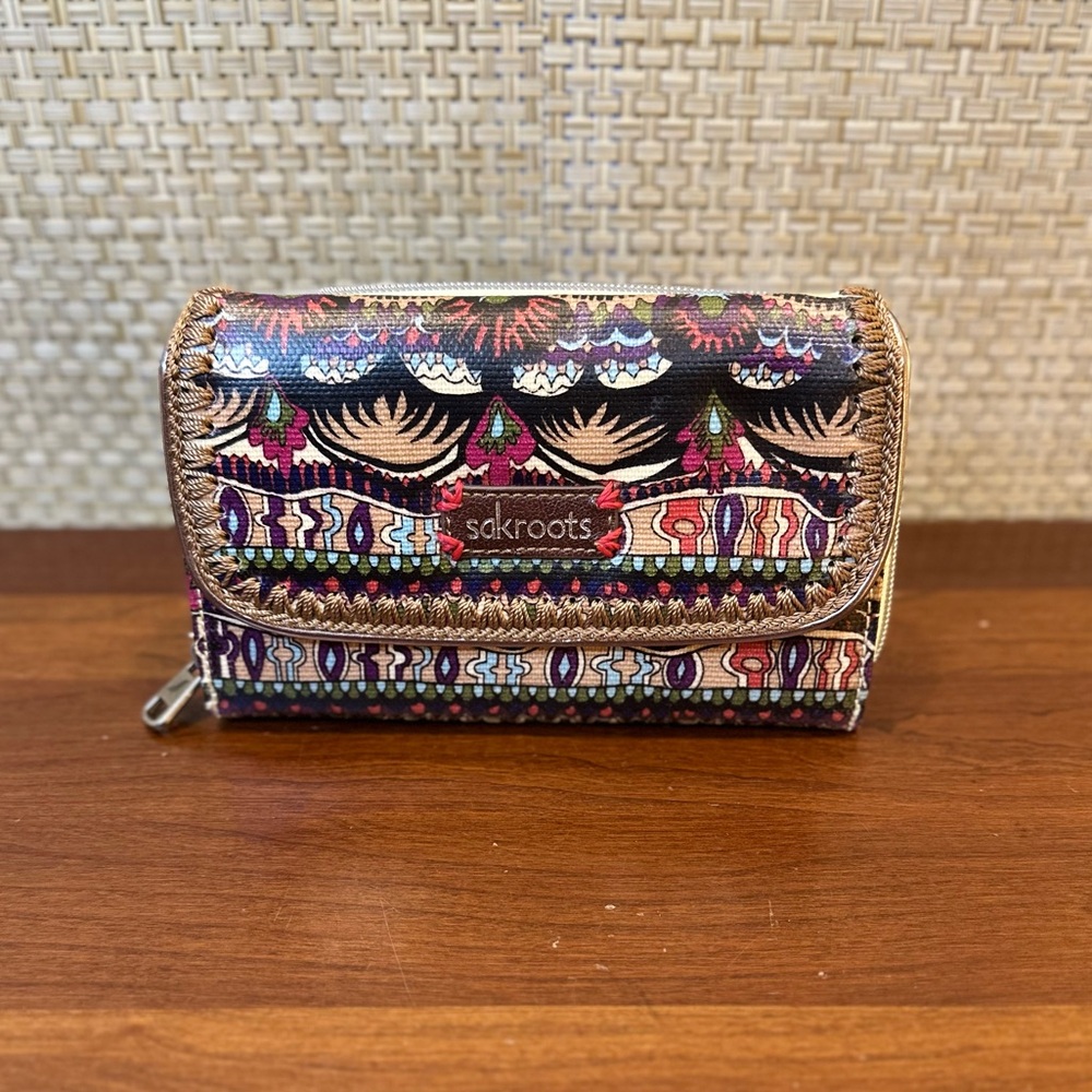 Sakroots Boho Chic Artist Circle Trifold Wallet in One World Print
